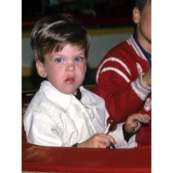 Charms Blow Pops - Bursting Berry: 48-Piece Box 5 Charms Blow Pops - Bursting Berry: 48-Piece Box -Candy Promotion Sale charms blow pops bursting berry 48 piece box candy warehouse 3 35b78570 36ff 4911 ac06 e79b15e78d4e