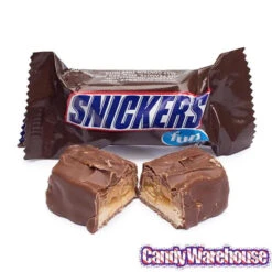 Snickers Fun Size Candy Bars Assortment: 45-Piece Bag -Candy Promotion Sale snickers fun size candy bars assortment 45 piece bag candy warehouse 5